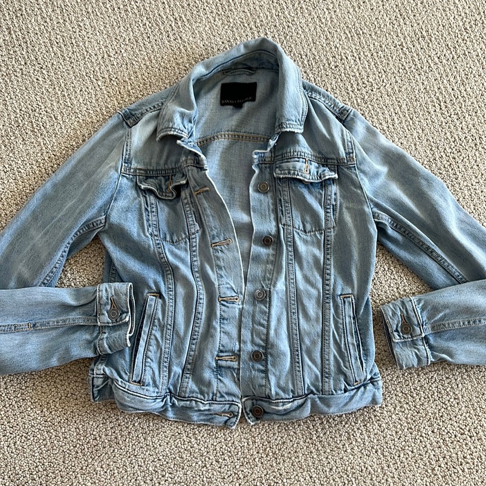Banana republic denim jacket sz small